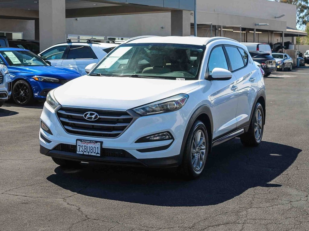 2016 Hyundai Tucson SE photo 3