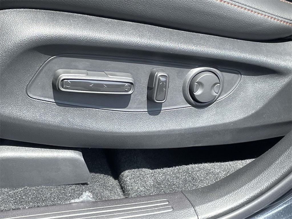 2026 Honda CR-V Hybrid Sport Touring photo 14