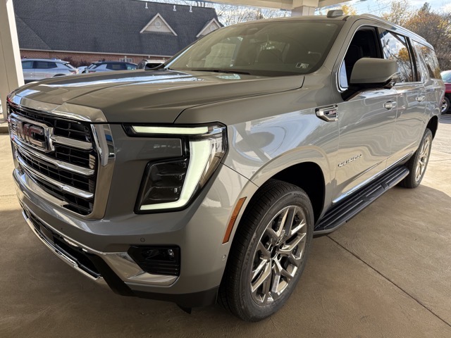 2026 GMC Yukon XL Elevation's photo