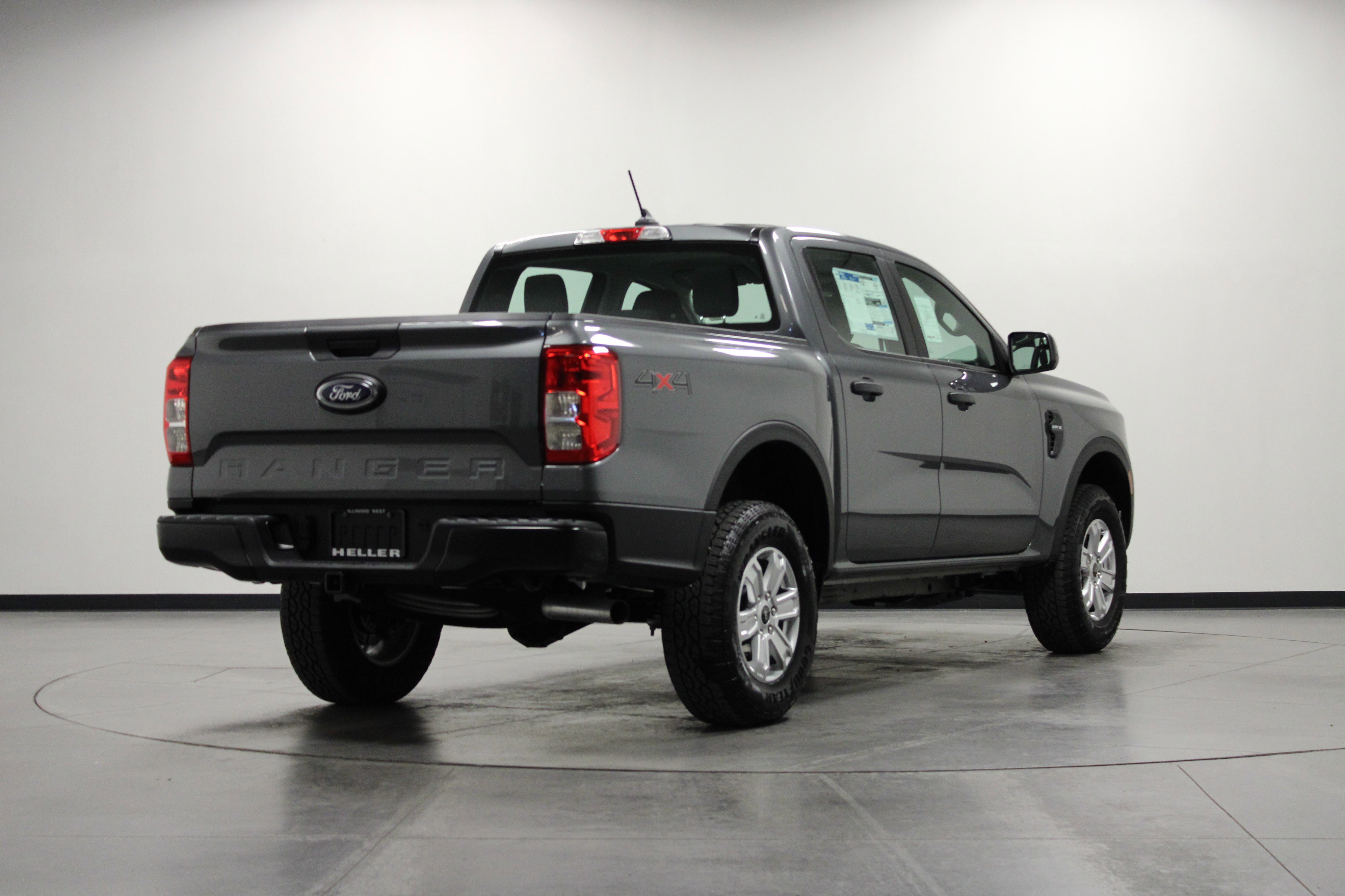2025 Ford Ranger XL photo 3