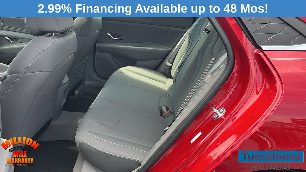 2025 Hyundai Elantra SEL Convenience photo 23