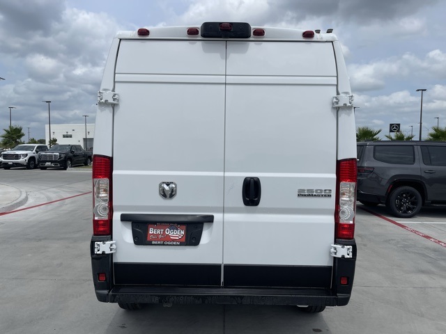 2025 Ram ProMaster 2500 photo 6