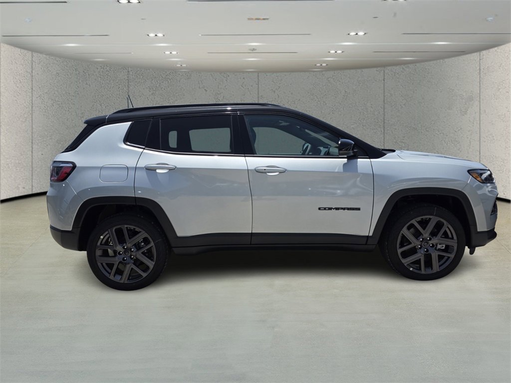 2025 Jeep Compass Limited photo 2