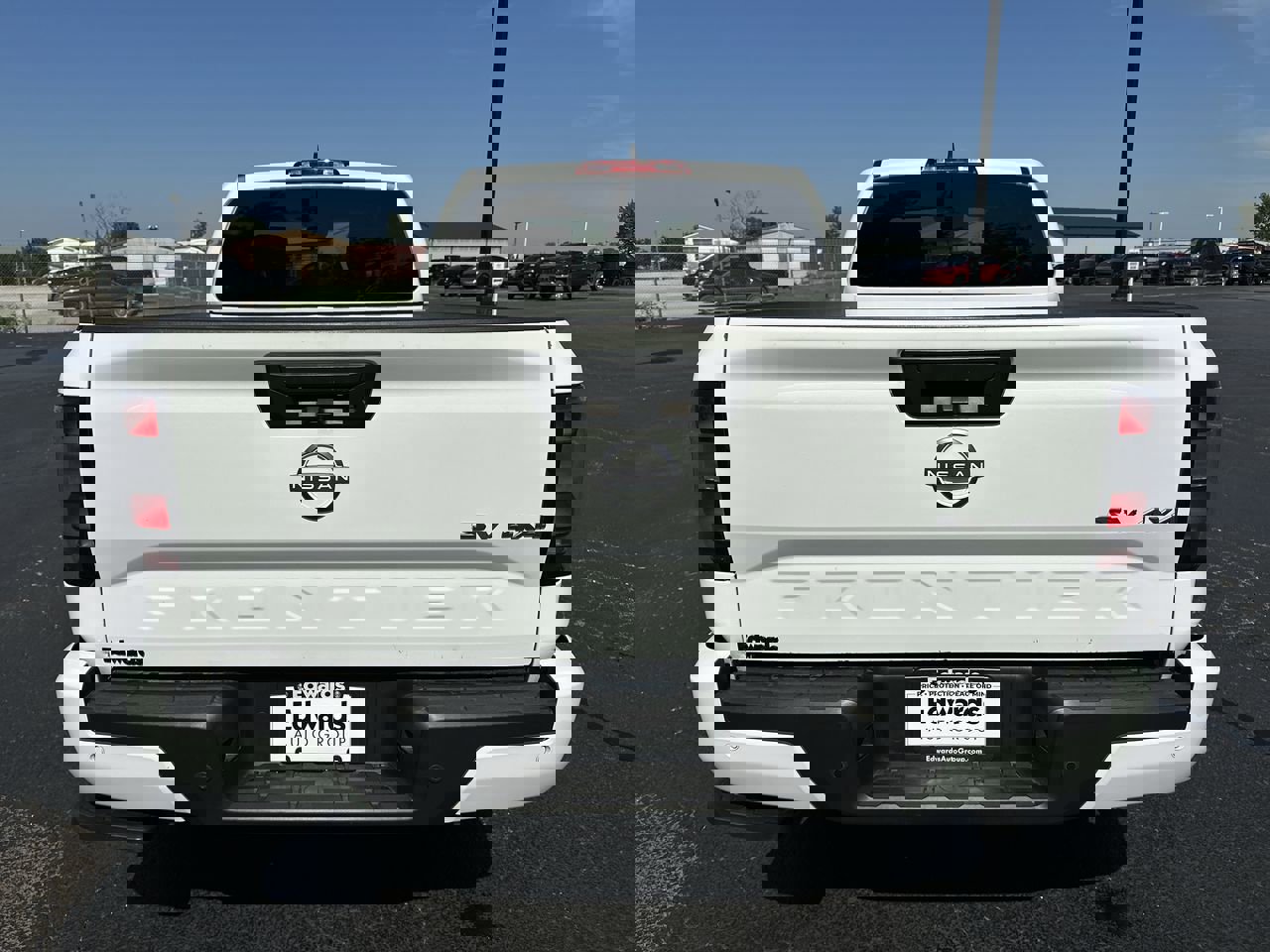2022 Nissan Frontier SV photo 26