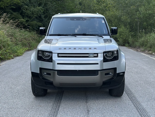 2021 Land Rover Defender 90 X-Dynamic S photo 3