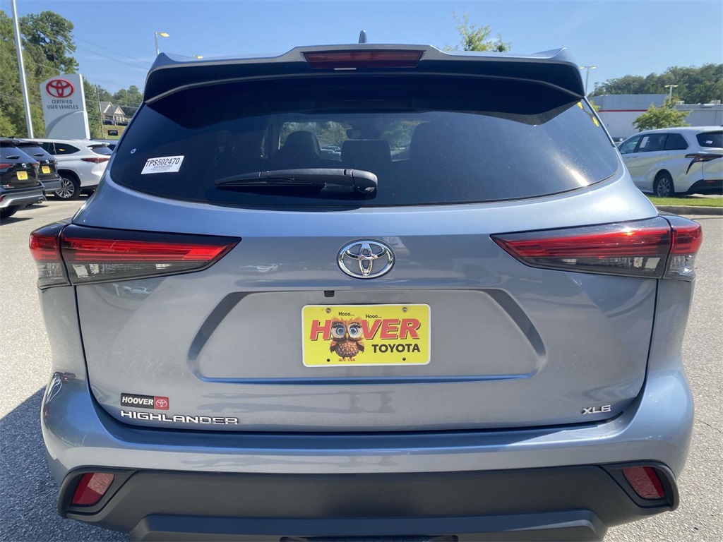 2023 Toyota Highlander XLE photo 2