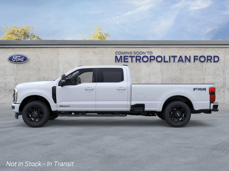 2025 Ford F-350 Lariat photo 3