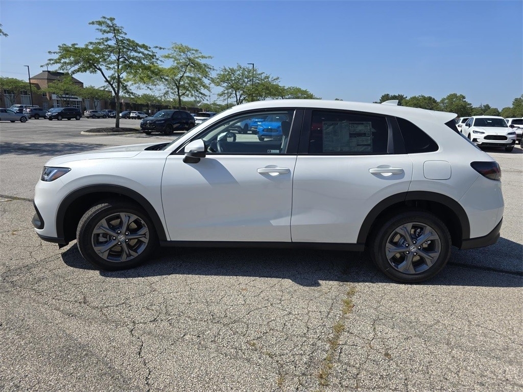 2026 Honda HR-V LX photo 5