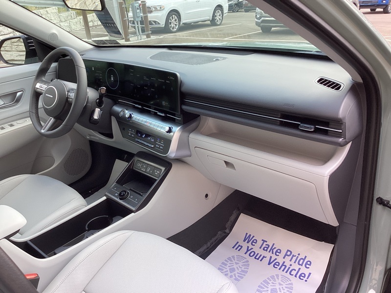 2026 Hyundai Kona SEL photo 21