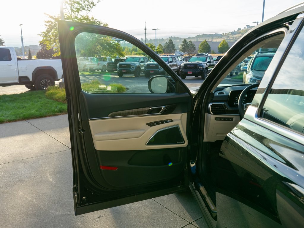 2025 Kia Telluride SX Prestige photo 13