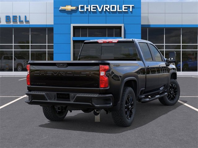 2026 Chevrolet Silverado LT photo 4