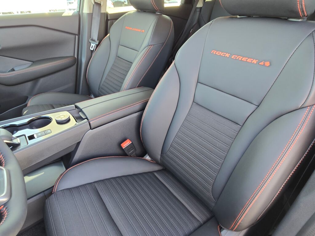 2026 Nissan Rogue SV photo 17