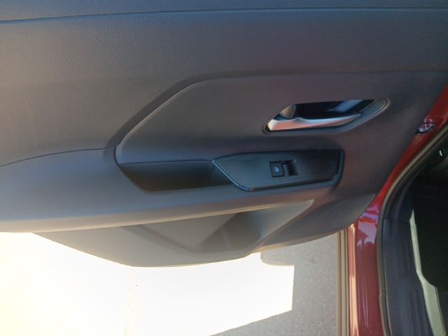 2026 Nissan Kicks SV photo 23