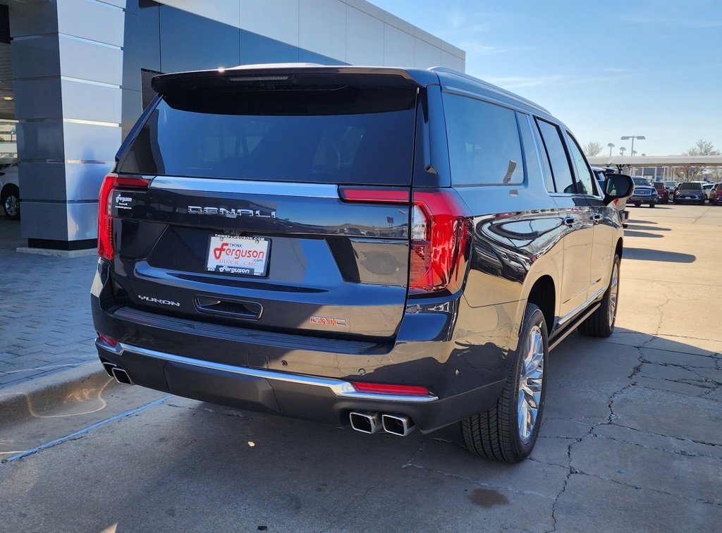 2025 Gmc Yukon XL Denali photo 2
