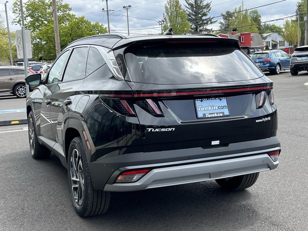2025 Hyundai Tucson Hybrid Limited photo 4