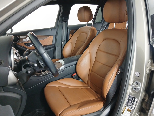 2022 Mercedes Benz GLC 300 4MATIC photo 16