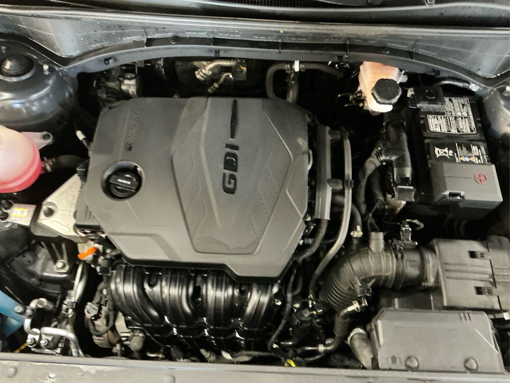 2022 Kia Sorento LX photo 12