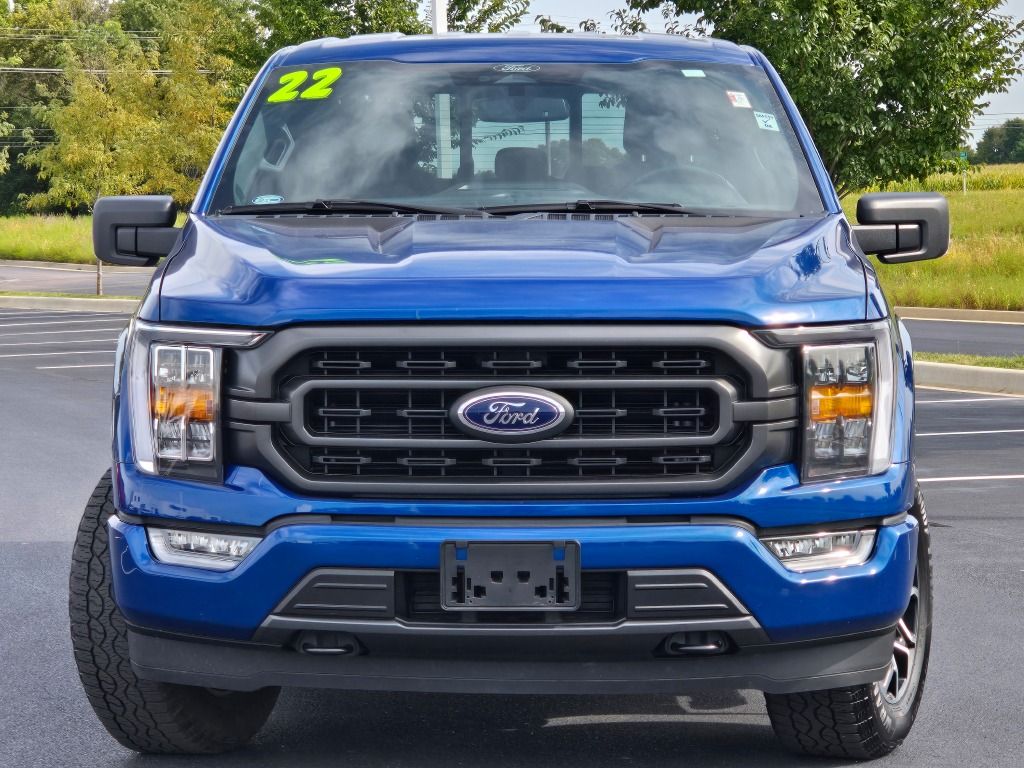 2022 Ford F-150 XLT photo 2