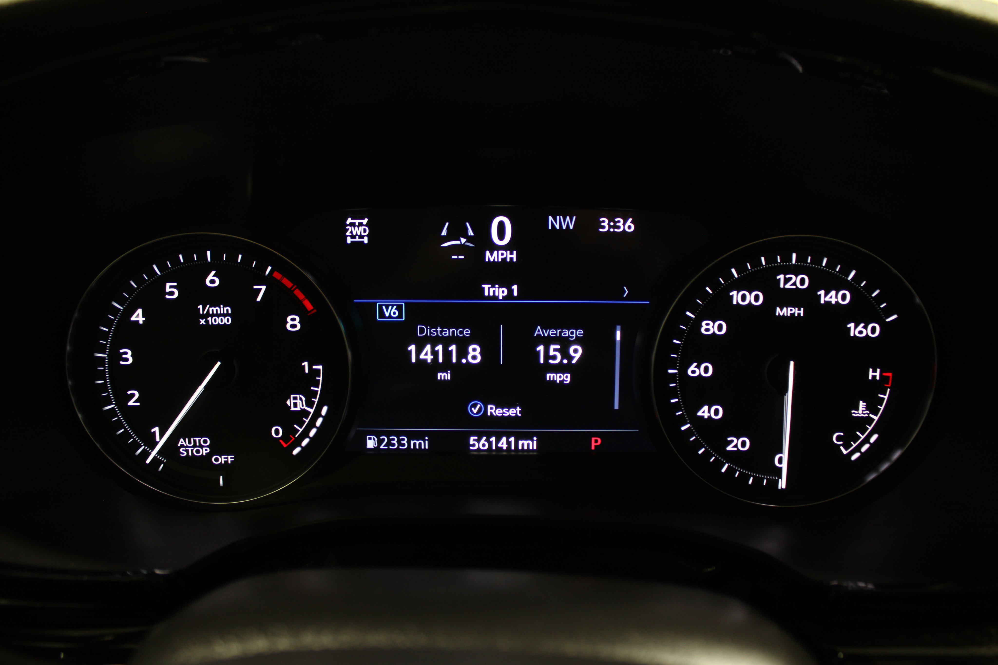 2022 Cadillac XT6 Sport photo 2