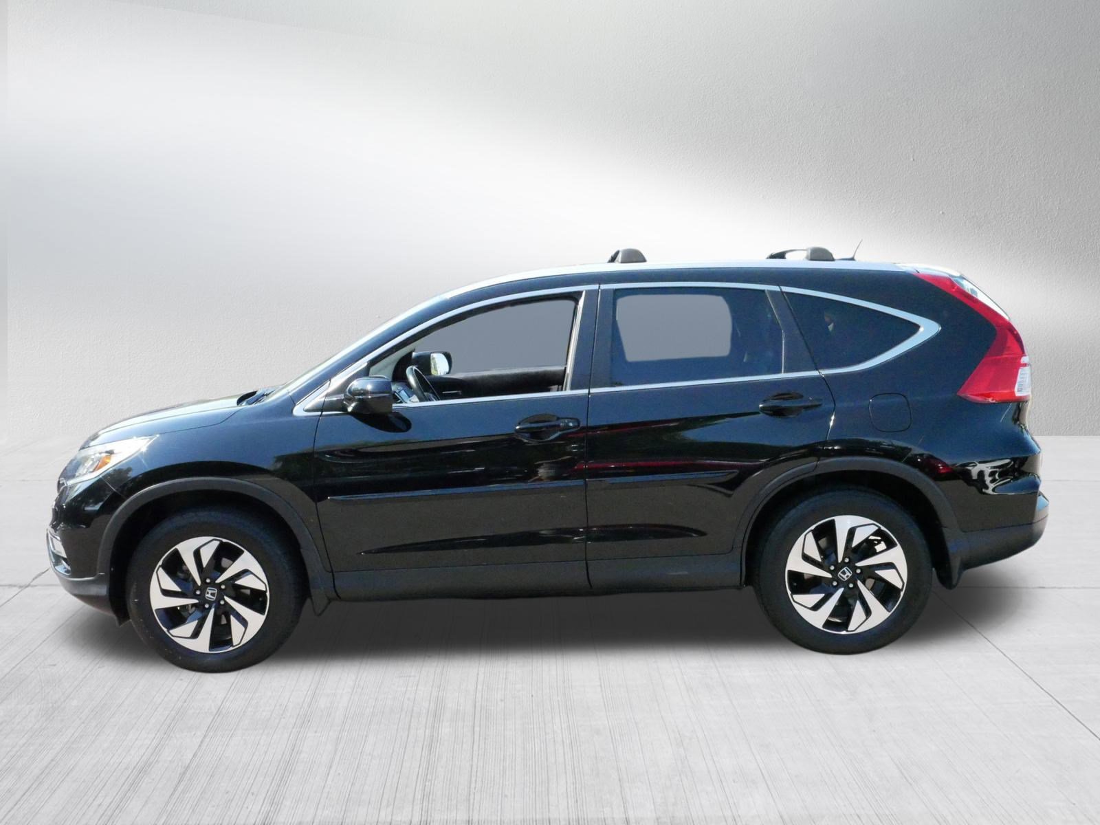 2015 Honda CR-V Touring photo 4
