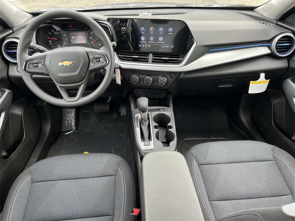2026 Chevrolet Trax LS photo 3