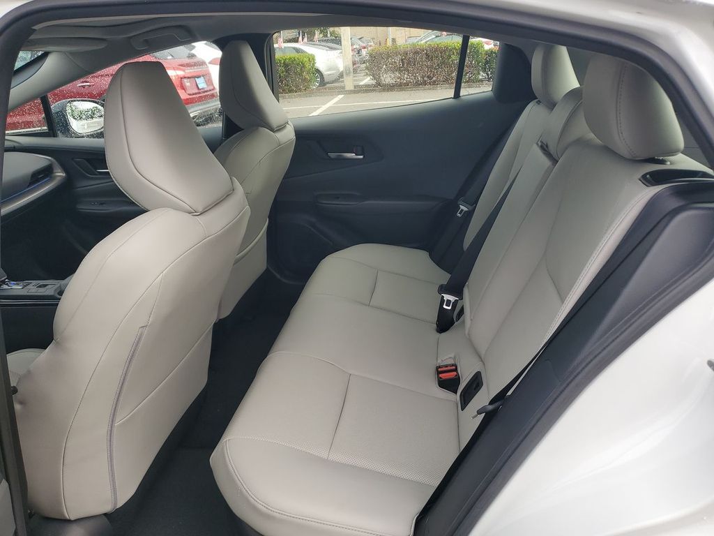 2024 Toyota Prius Limited photo 17