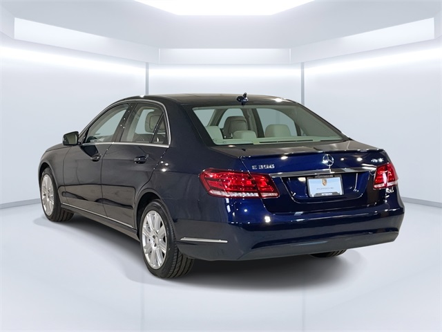 2014 Mercedes Benz E 350 4MATIC photo 3