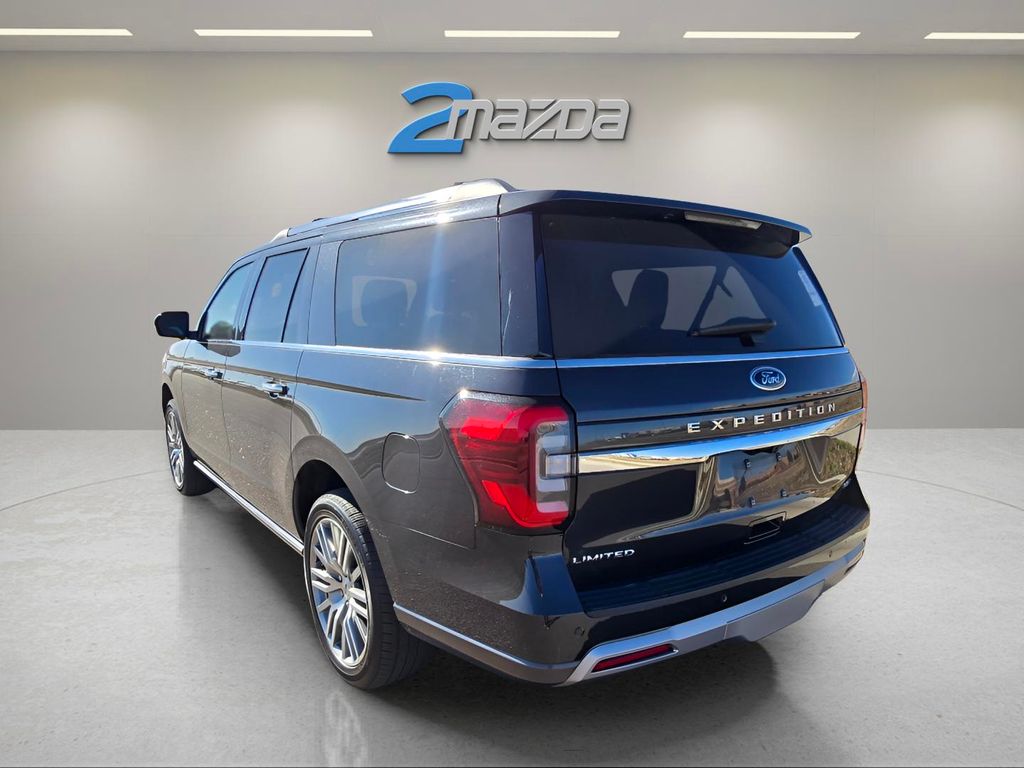 2024 Ford Expedition MAX Limited photo 3