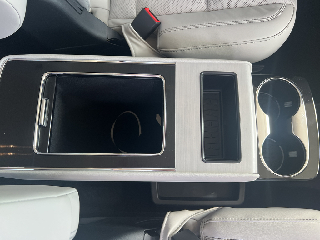2025 Lincoln Aviator Reserve photo 30
