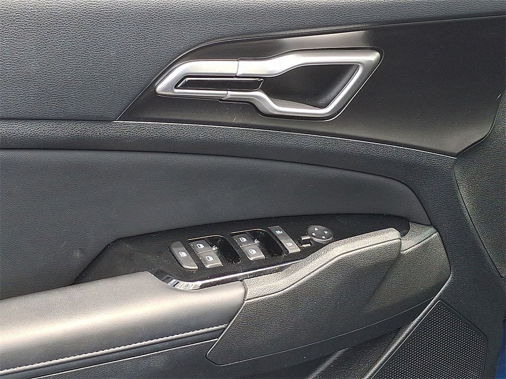 2023 Kia Sportage EX photo 12