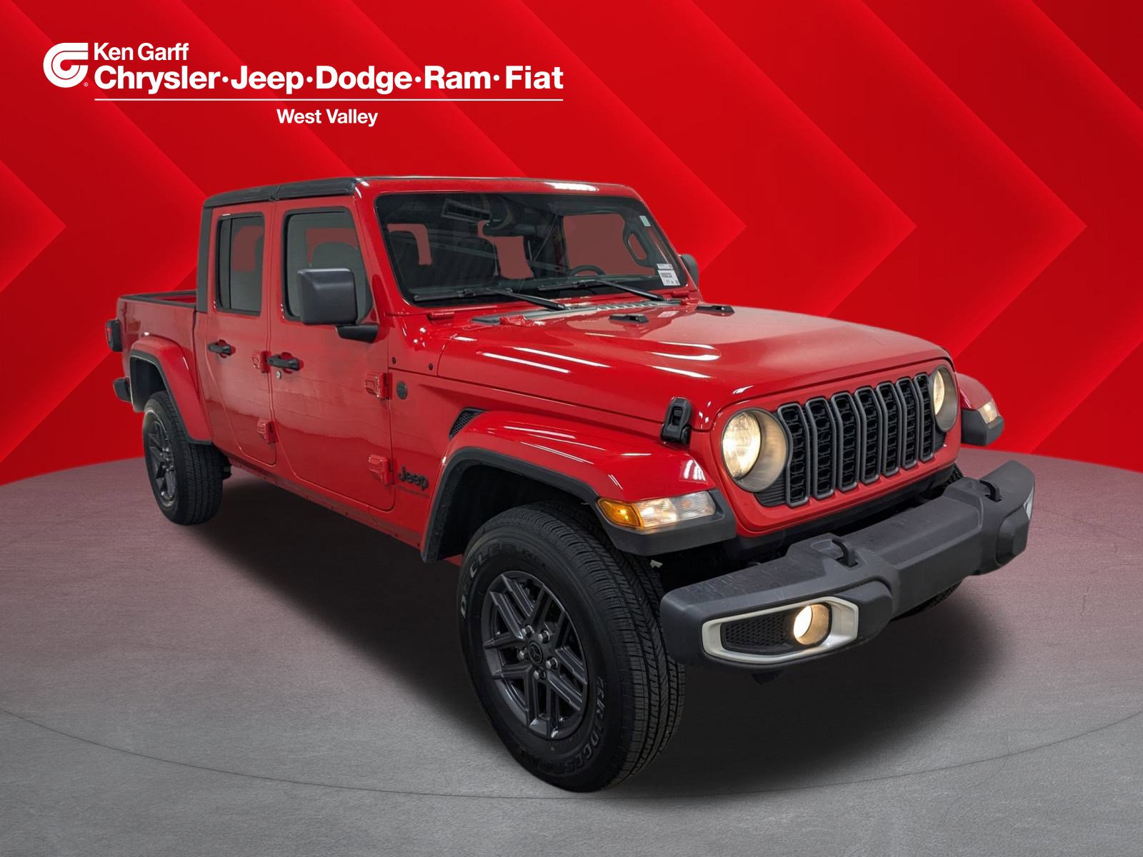 2025 Jeep Gladiator Sport S's photo