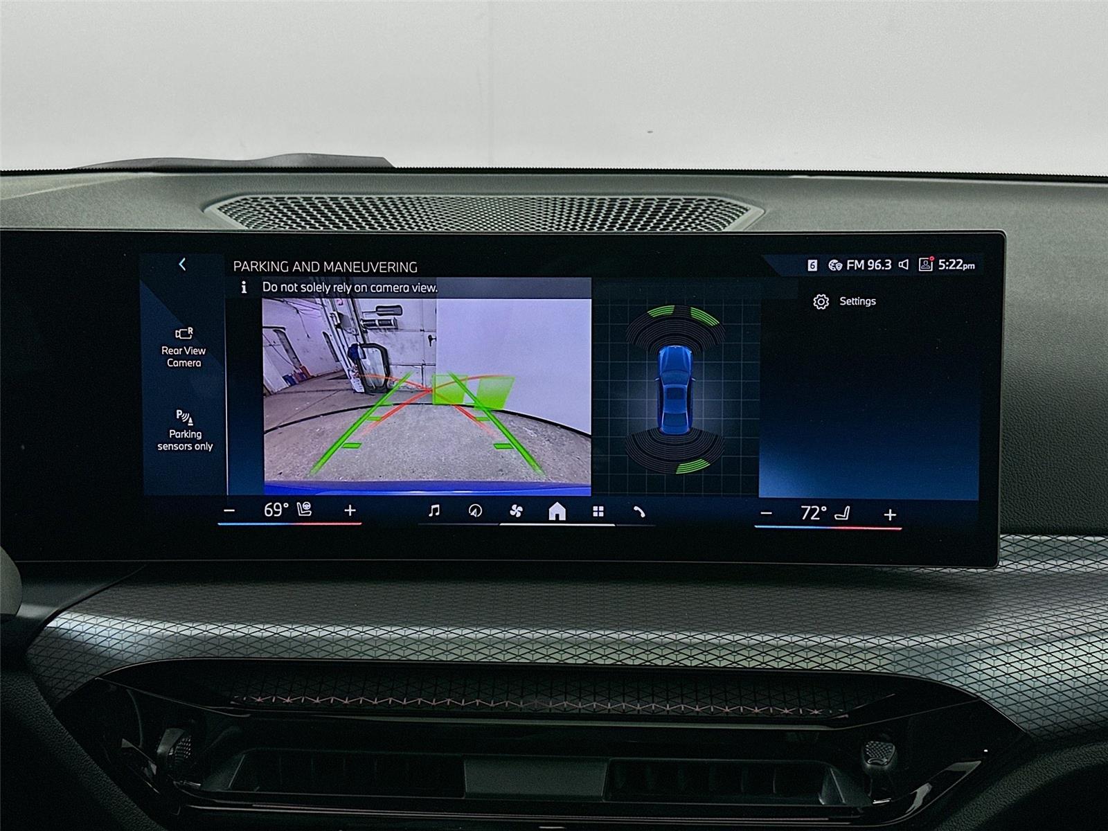 2025 Bmw 330i xDrive photo 14