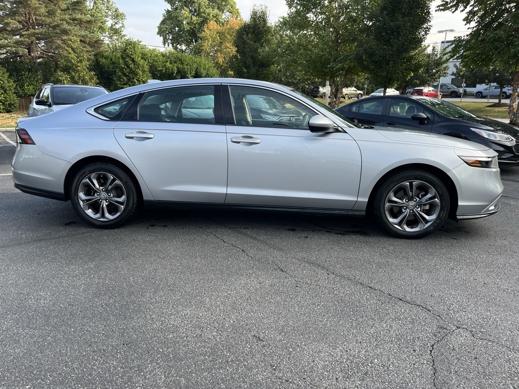 2023 Honda Accord EX photo 7
