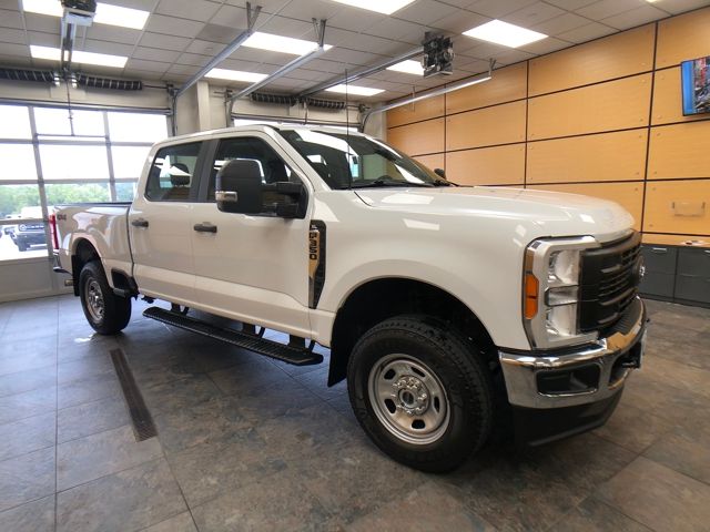 2023 Ford F-350 XL photo 2
