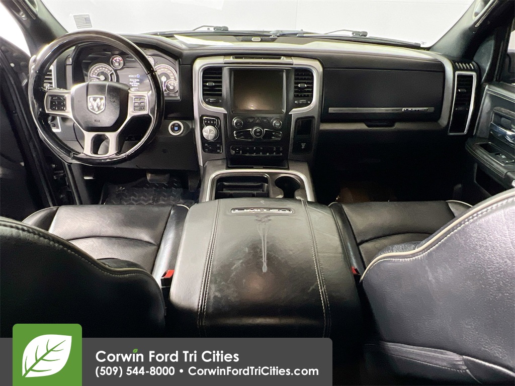 2016 Ram 1500 Limited photo 3