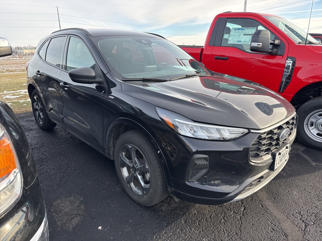 2024 Ford Escape ST-Line's photo