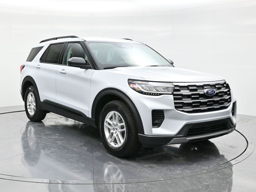 2026 Ford Explorer Active's photo