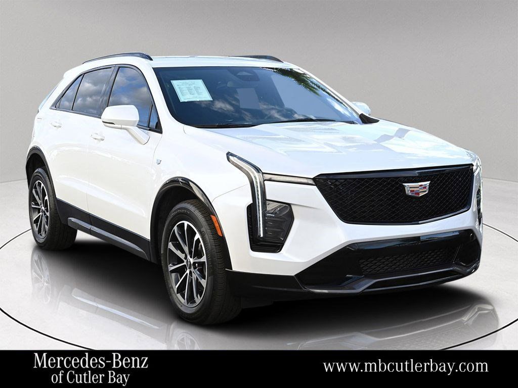 2024 Cadillac XT4 Sport's photo