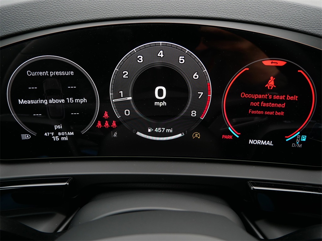 2025 Porsche Cayenne Base photo 26