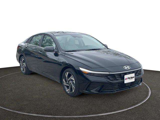 2025 Hyundai Elantra Limited photo 7