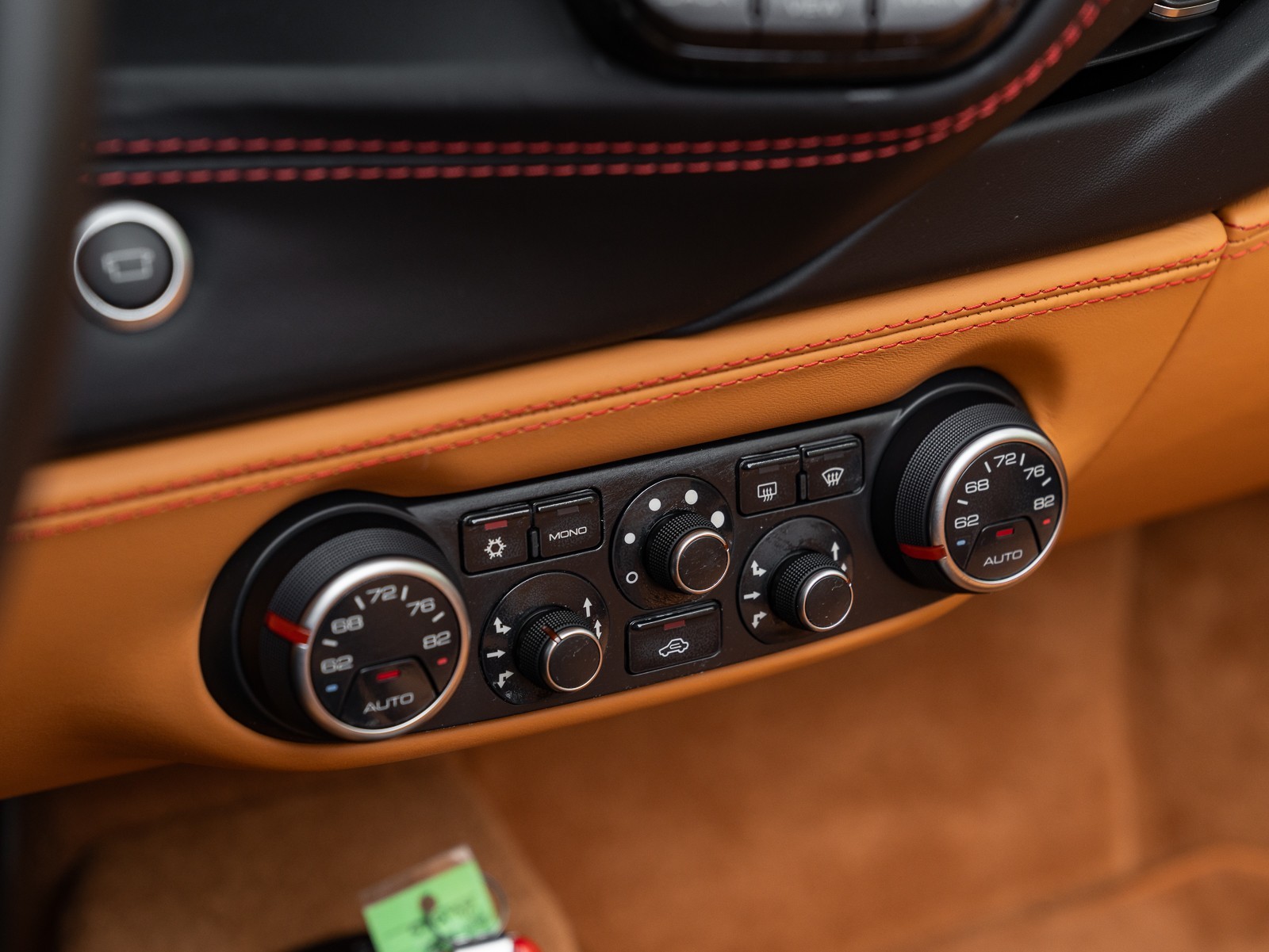 2019 Ferrari 488 Spider photo 37
