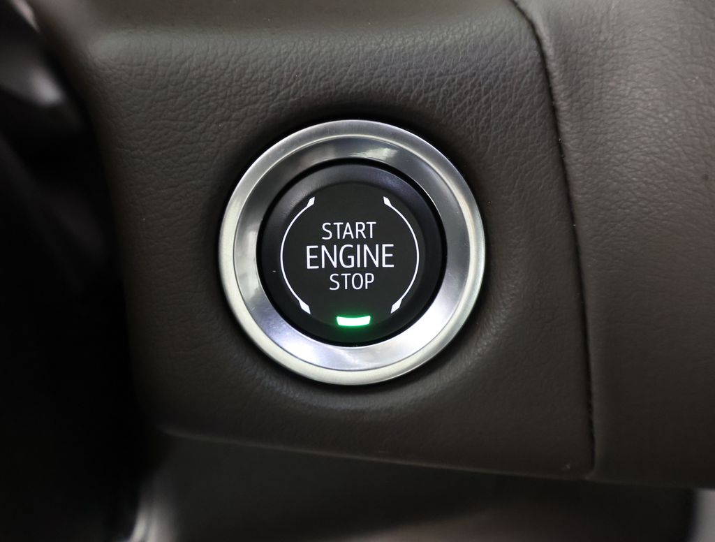 2024 Chevrolet Tahoe Z71 photo 9
