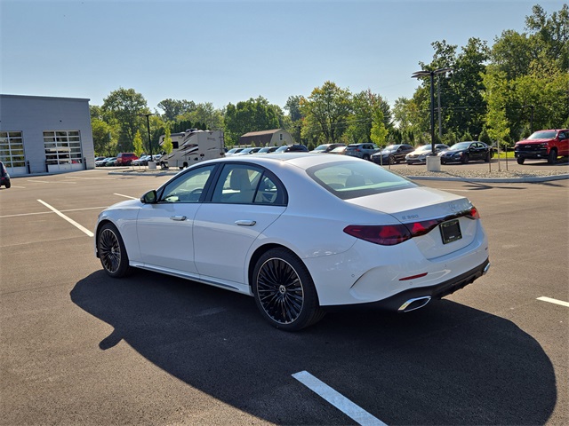 2024 Mercedes Benz E 350 4MATIC photo 4