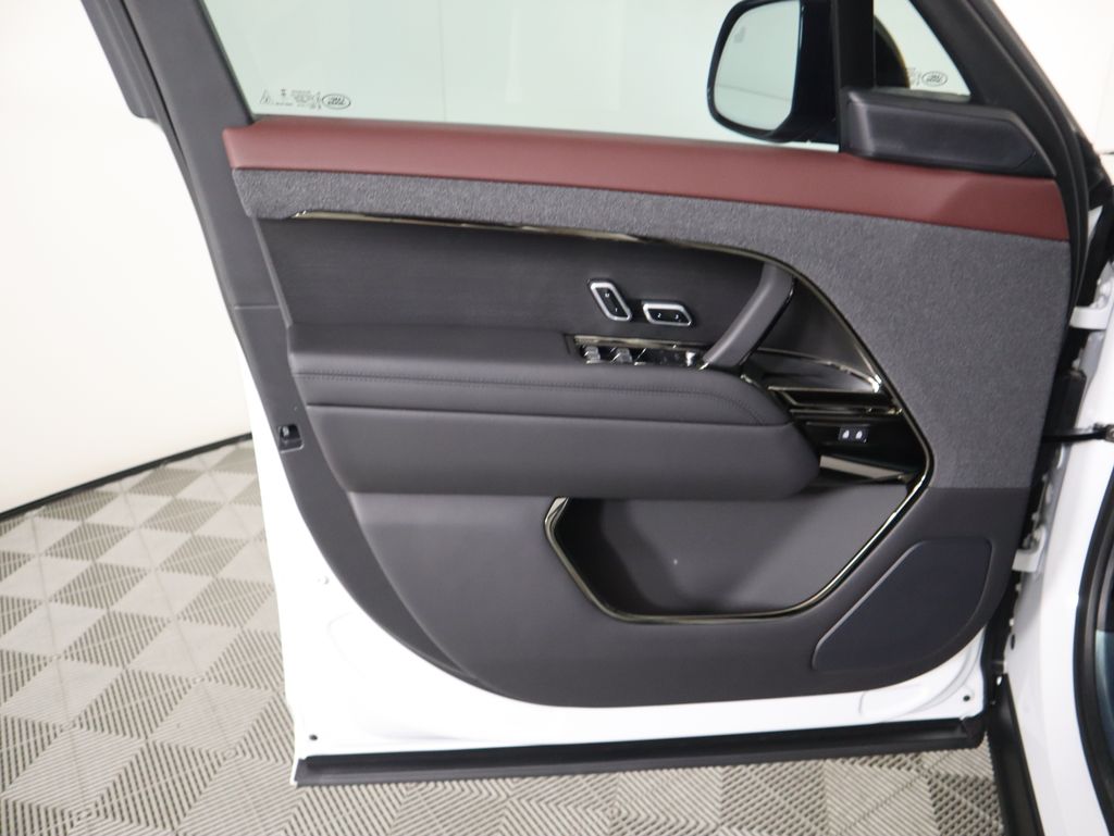 2025 Land Rover Range Rover Sport Autobiography photo 22