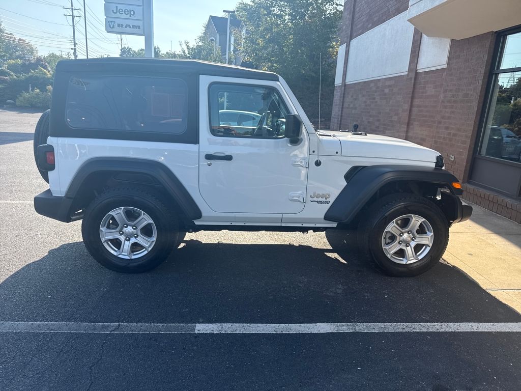 2018 Jeep Wrangler Sport S photo 6