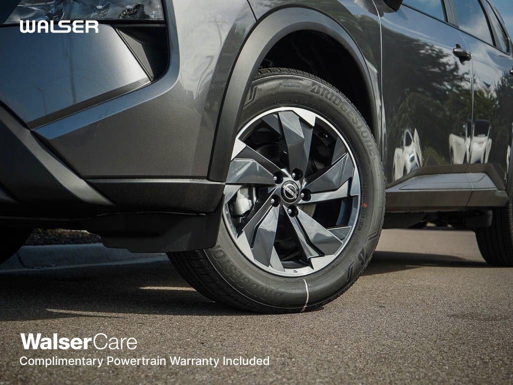 2026 Nissan Rogue SV photo 5