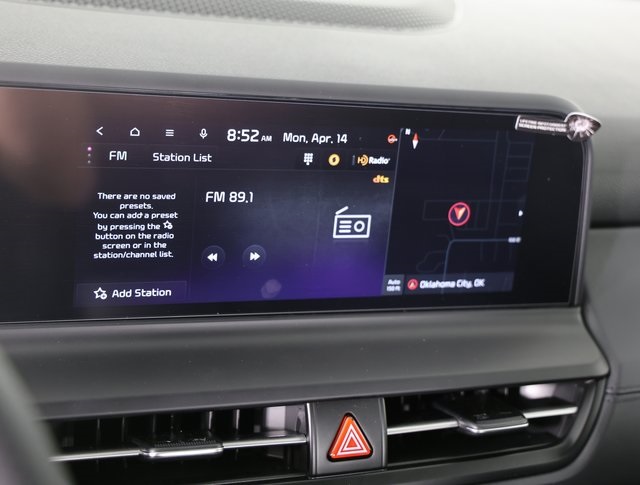 2025 Kia Seltos SX photo 16