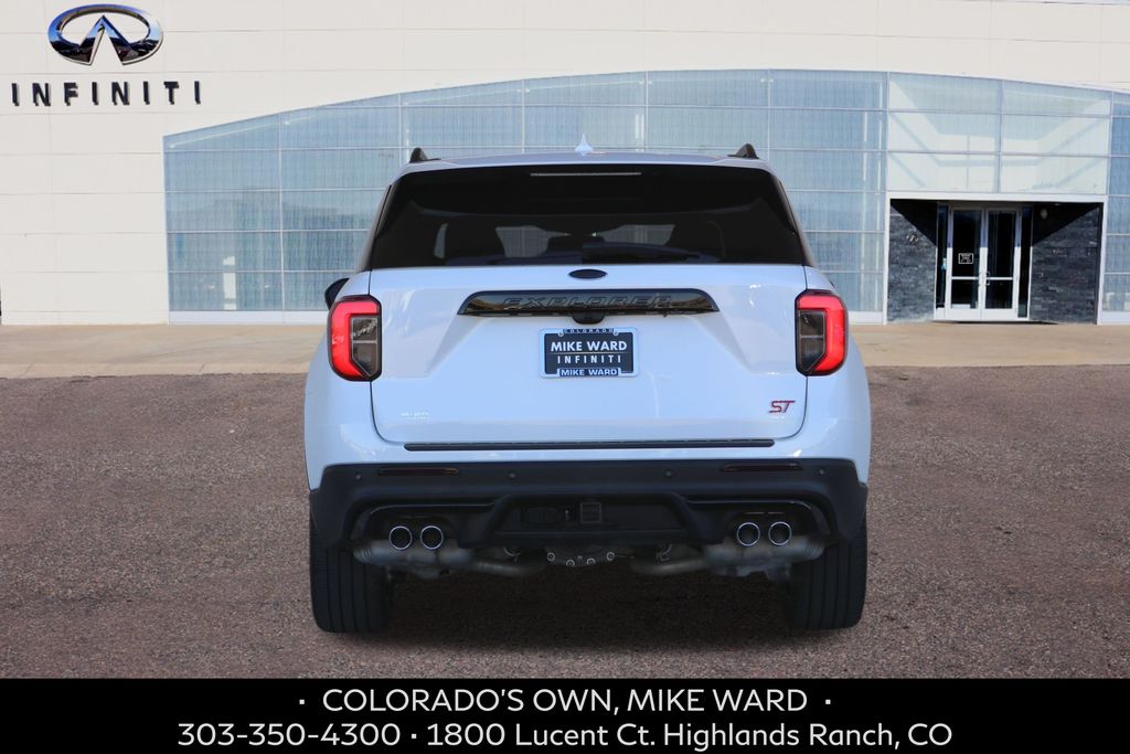 2024 Ford Explorer ST photo 3
