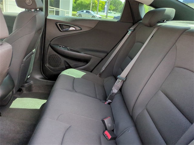 2020 Chevrolet Malibu LS photo 13