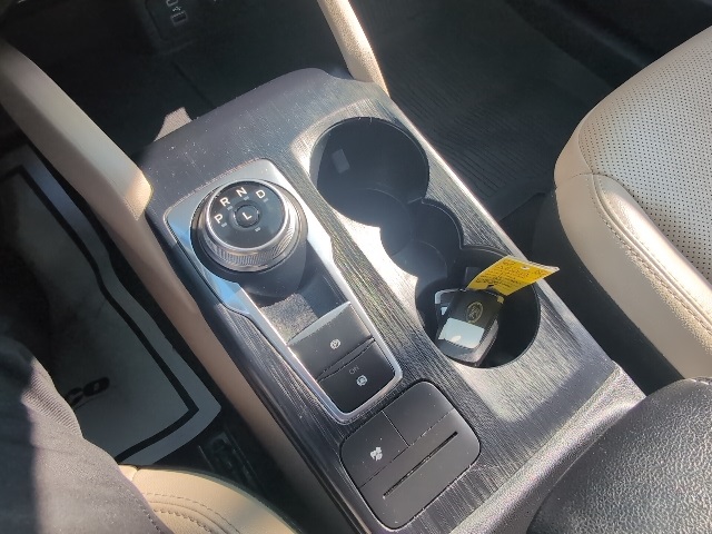 2022 Ford Escape Hybrid SEL photo 30